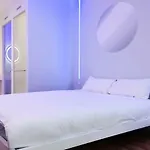 Futuristic Space Loft In Baixa-Chiado