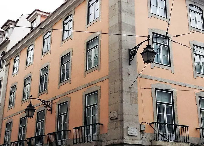 Futuristic Space Loft In Baixa-Chiado