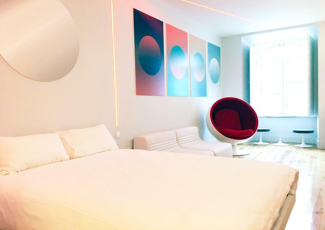 Futuristic Space Loft In Baixa-chiado Apartment